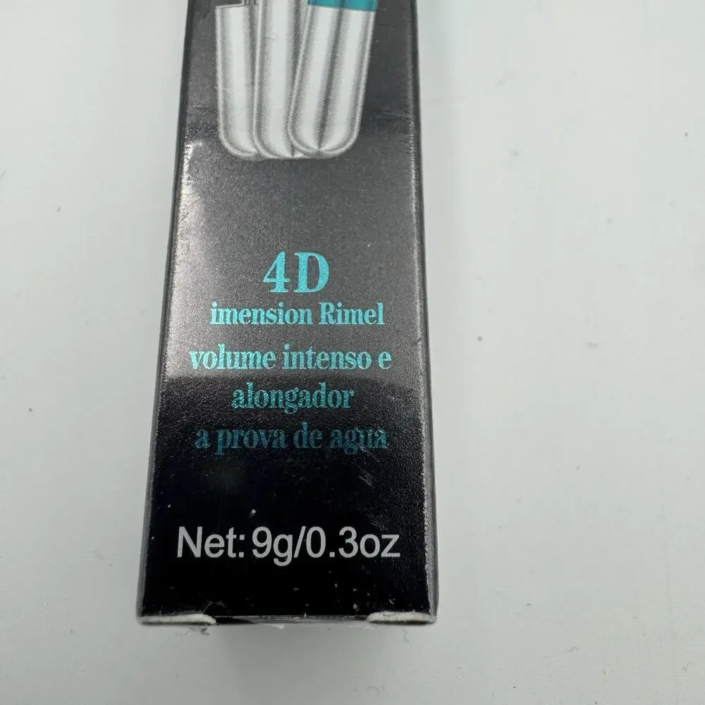 QIC 4D 2-in-1 Intense Volume Mascara in BLACK Exp 02/2027